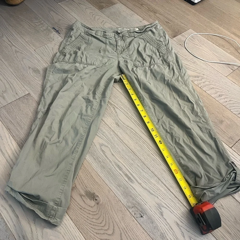 Dkny Jeans Army Green Ankle Length Cargo Style Pants, rolled at bottom, Size 6 - Picture 2 of 5